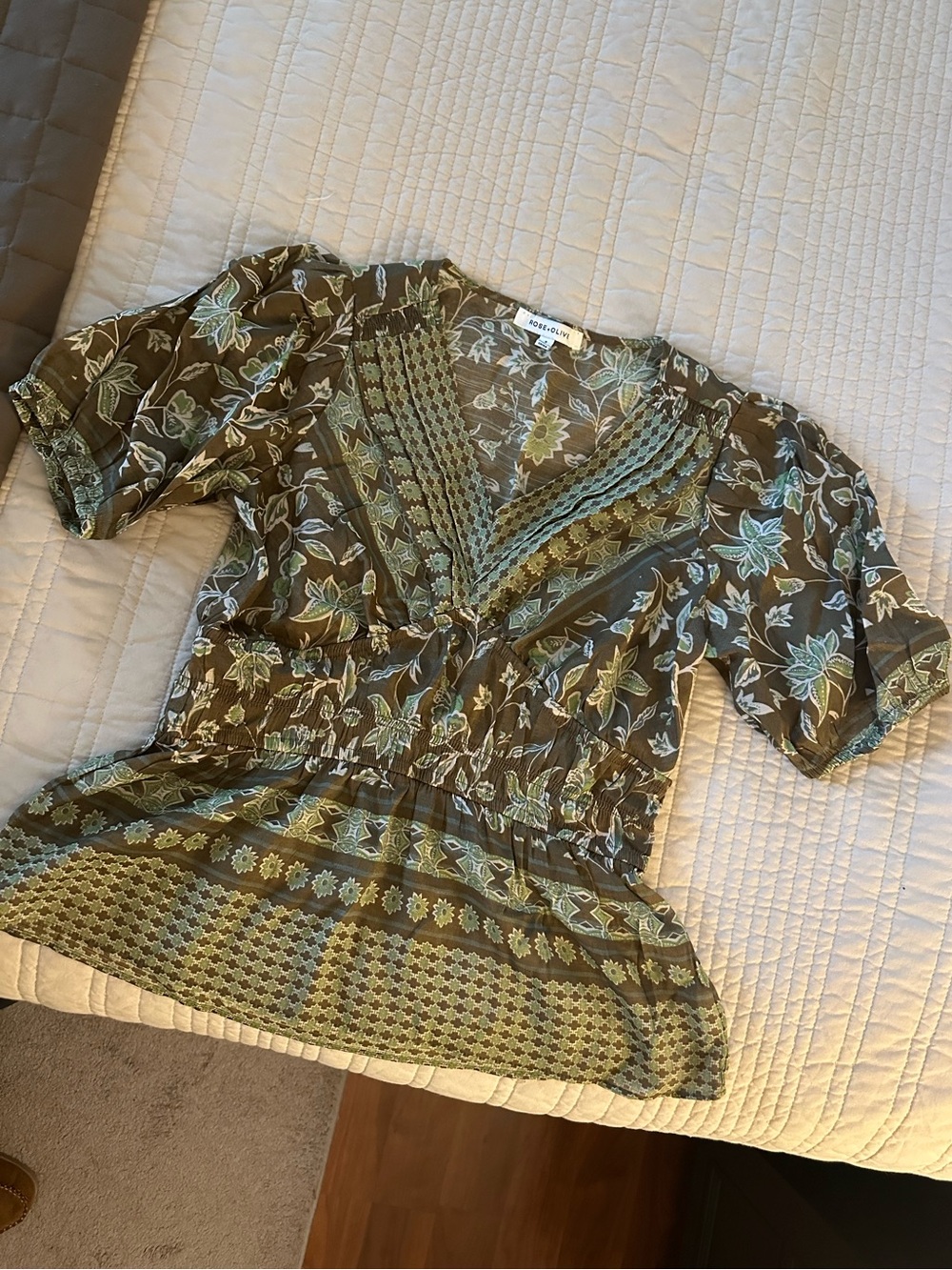 Floral V-Neck Peasant Top